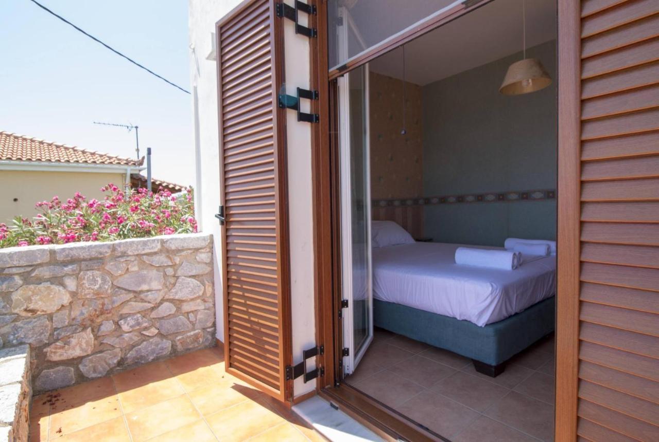 Malvazios Villas #4 Gythio Exterior photo